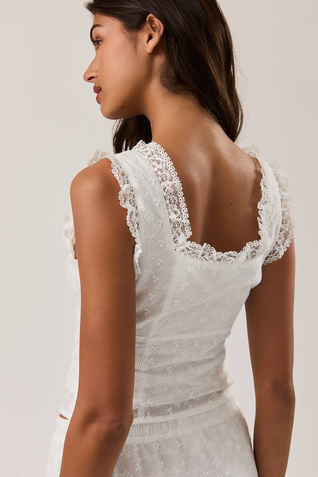 Le Lis Sleeveless Square Neck Ruffle Top - White