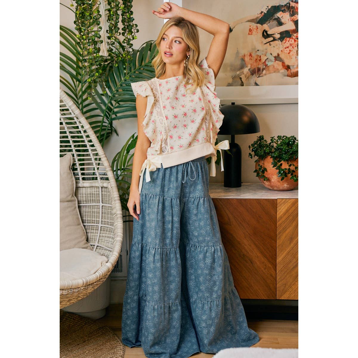 BiBi Floral Tiered Flare Denim Pants - Denim