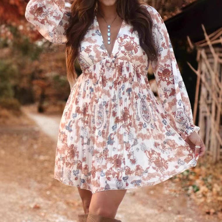 Rosa Clothing V-Neck Bohemian Floral Mini Dress - Décor