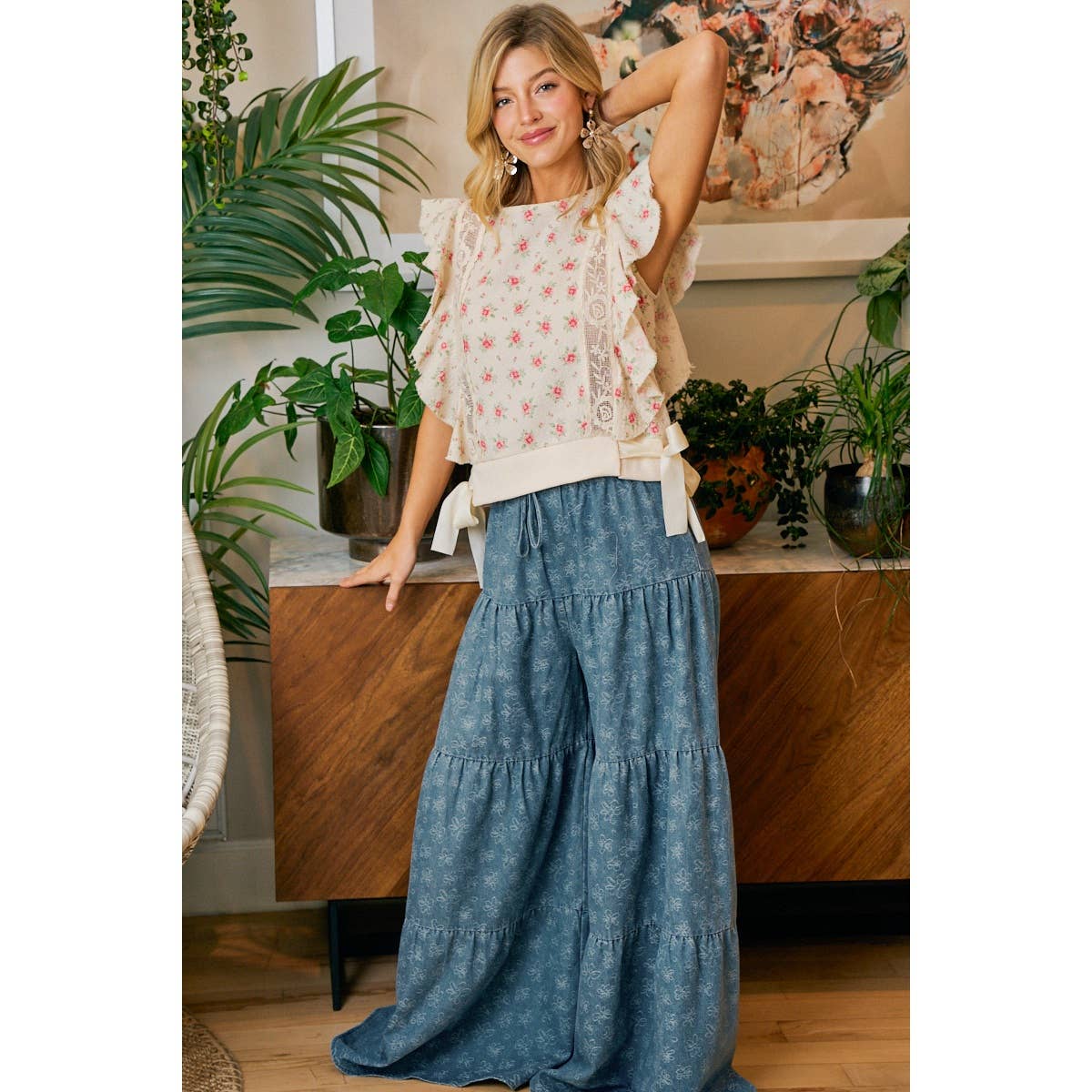 BiBi Floral Tiered Flare Denim Pants - Denim