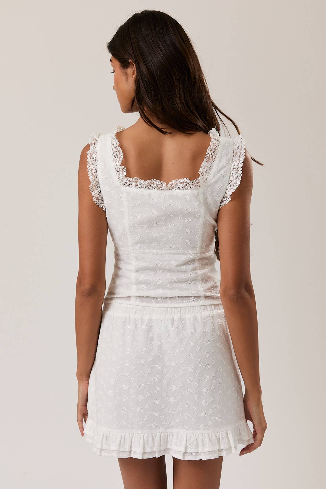 Le Lis Sleeveless Square Neck Ruffle Top - White