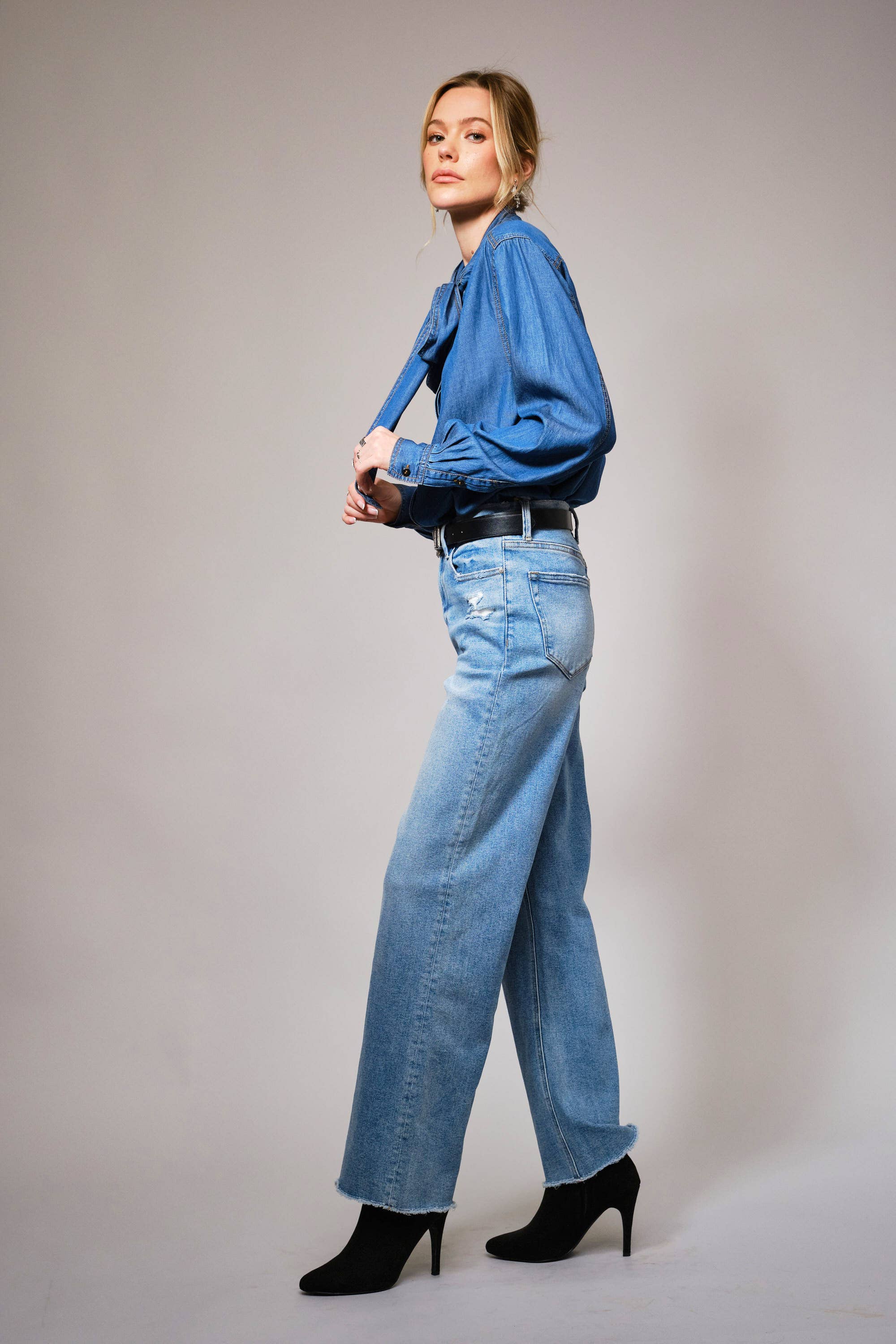 Blue B Cotton Tencel Blend Tie Neck Hidden Button Up Chambray Blouse - Medium Wash