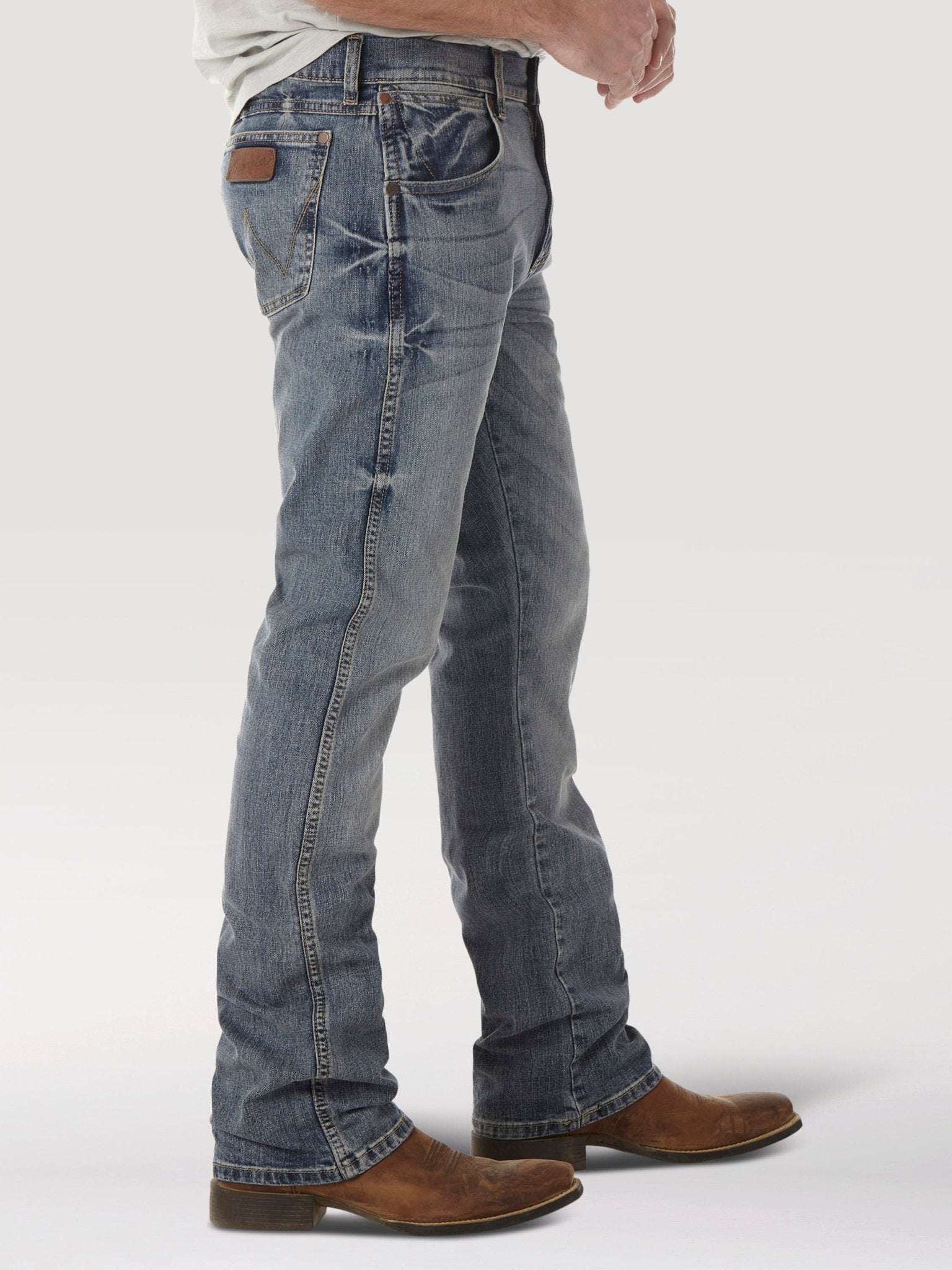 Wrangler Men's Retro Slim Fit Bootcut Greeley Jeans - 1077MWZGL - 29X30